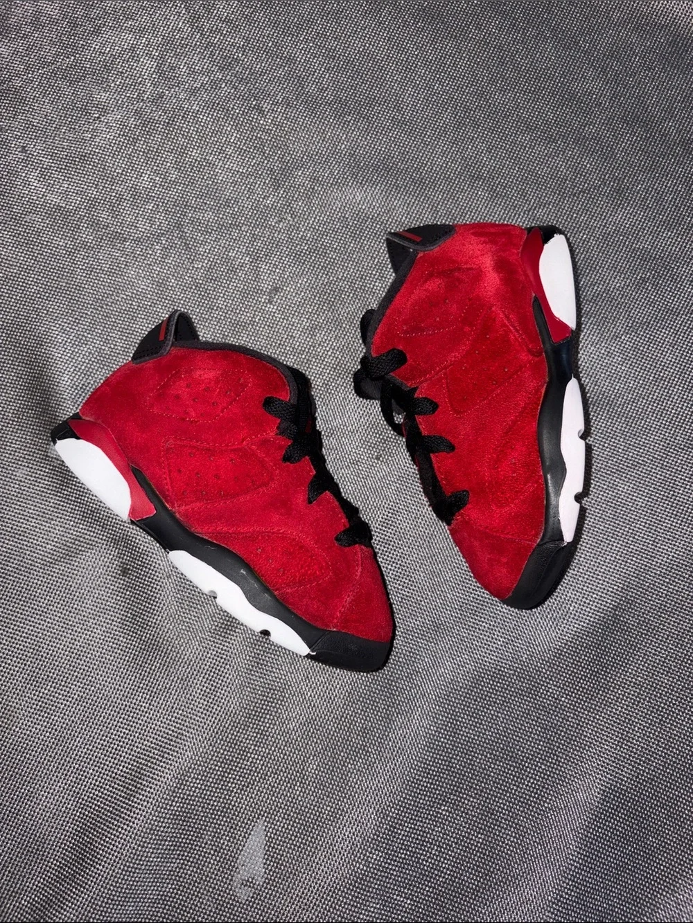 Jordan 6 Retros Toro Bravo size 9c